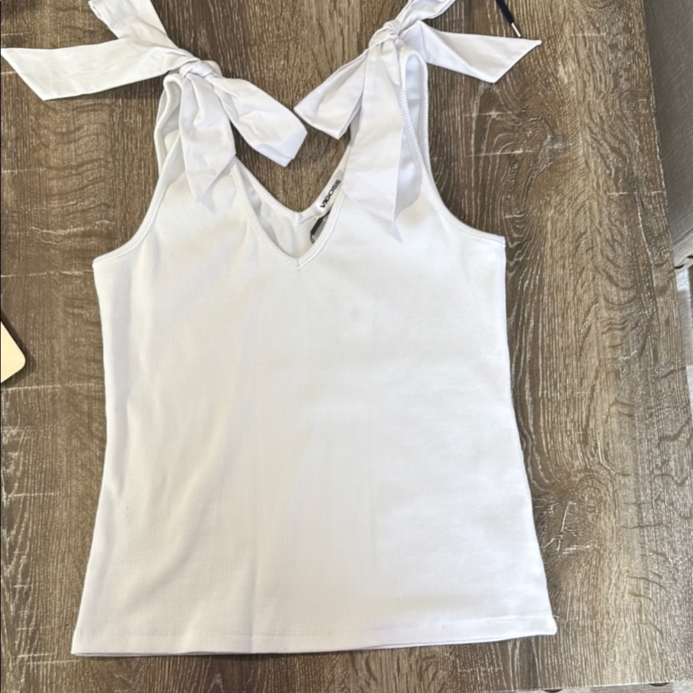 Vigoss NWT Sleeveless Top with Bow Straps